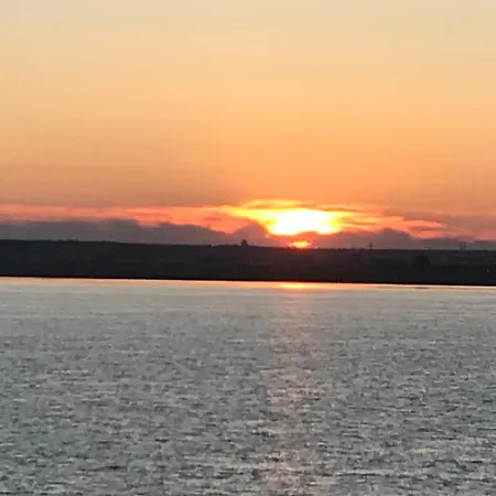 Steluta Apartament Cu Vedere Completa La Lac Appartement Mamaia